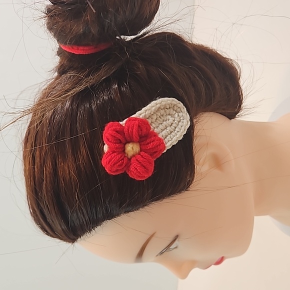 Hand Crafted Handmade Crochet Hair Clip Hand knit Puffy Red Flower Snap Clip 3" - Picture 12 of 17